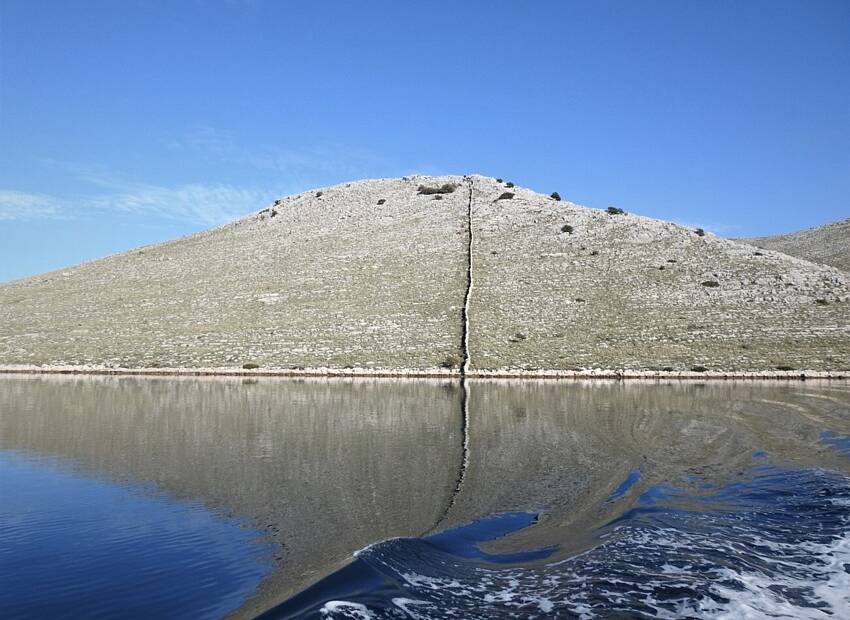 Suhozid na Kornatima