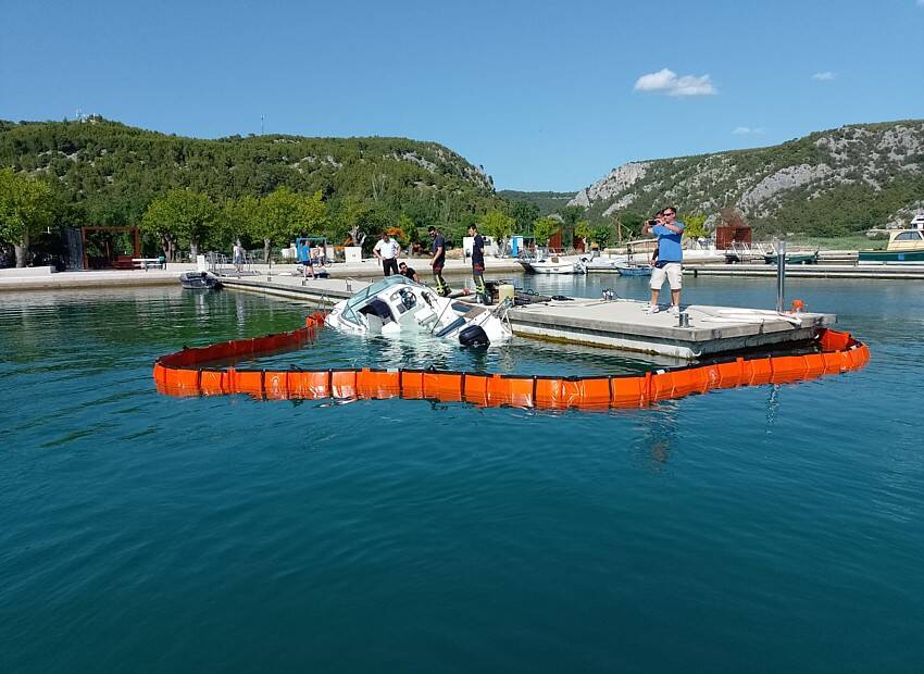 Požar i potonuće