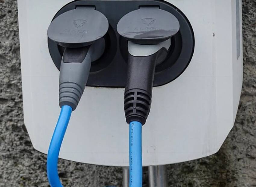 Opskrba brodova električnom energijom s kopna