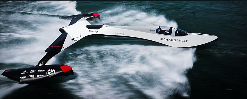 record-hunters-overcome-hydrofoil-cavitation---sp80-boat.jpg